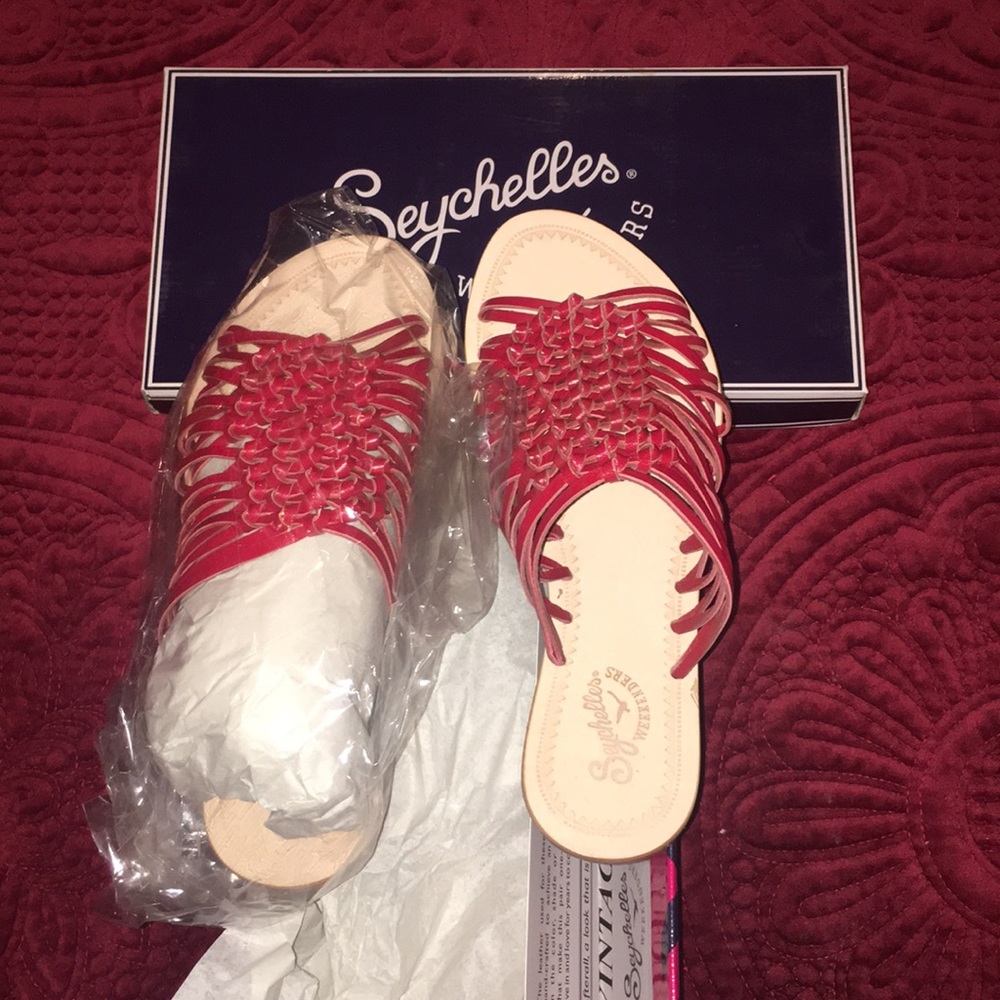 Seychelles New in box/wrap Slides sandals Red 7